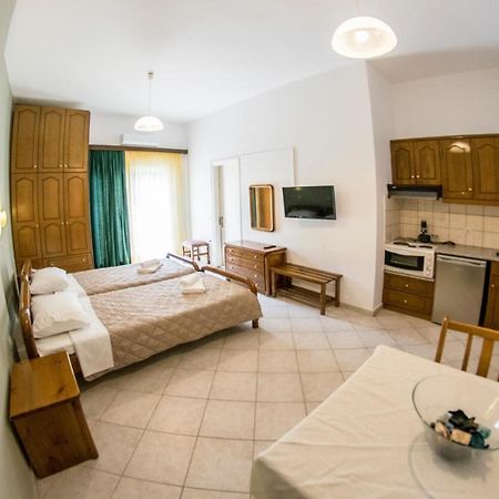 Kiones Apartment Сидари Екстериор снимка